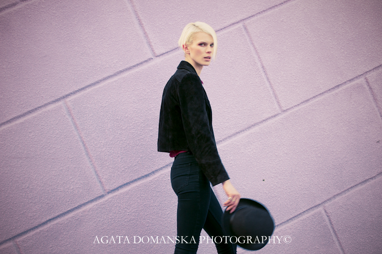 Female model photo shoot of DomaVision