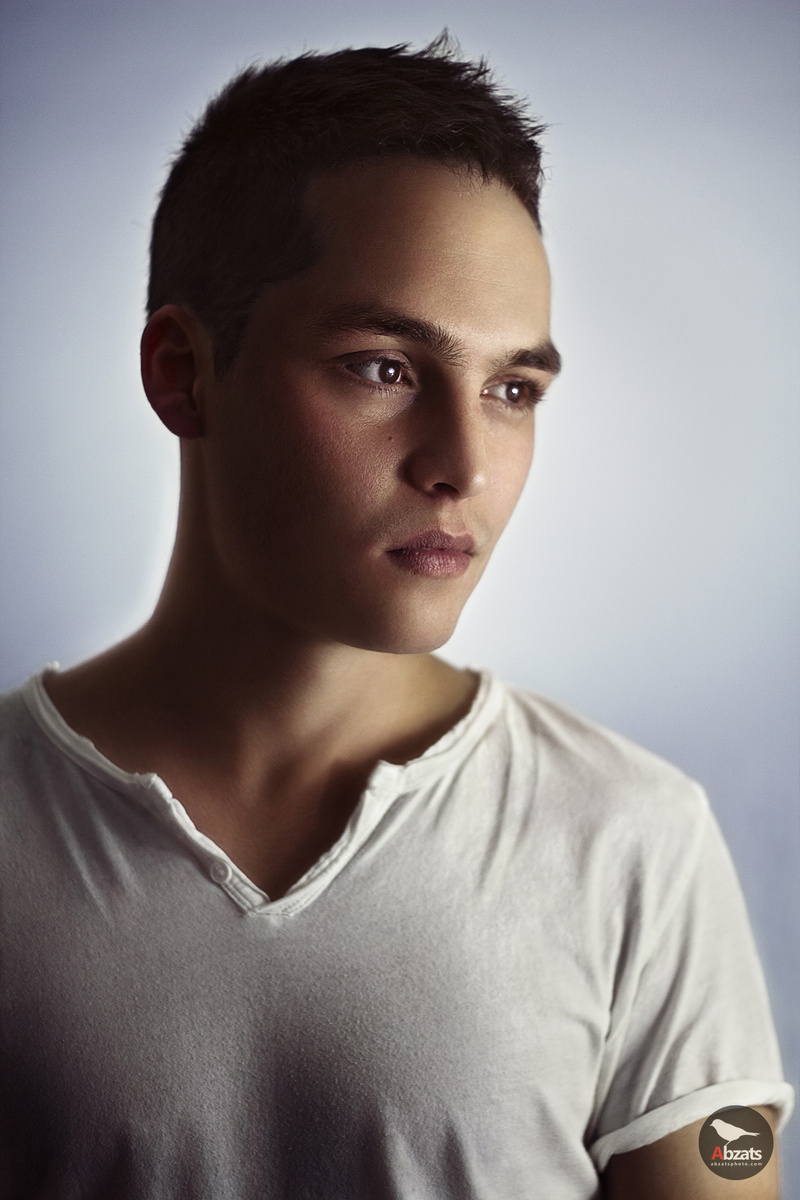 Male model photo shoot of Artur Gataulin