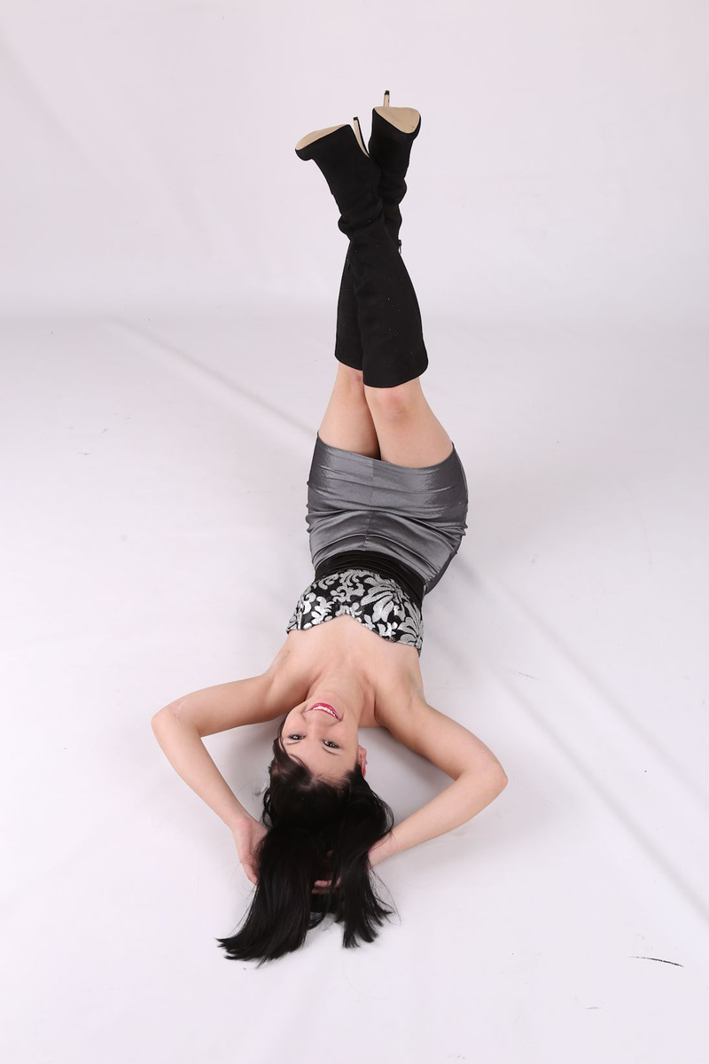 Female model photo shoot of Shayleen Mystique