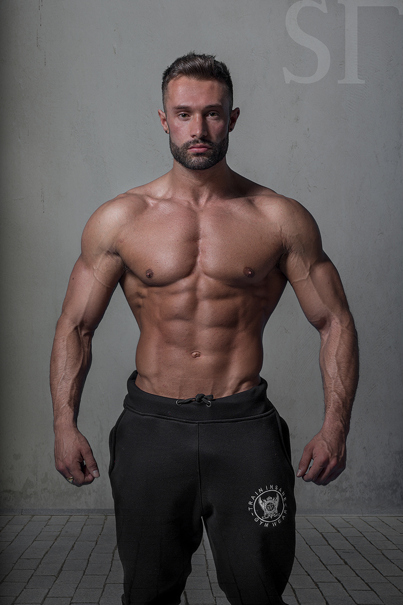 Male model photo shoot of MuscleSkin and mattybladez in SPG. London. 22 March 2015