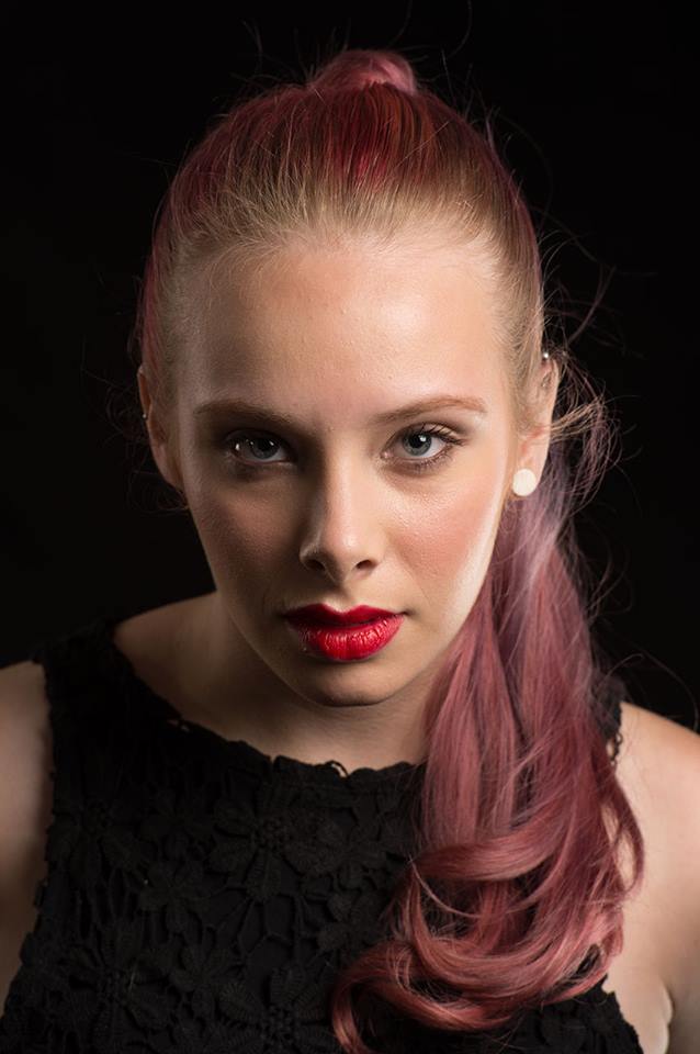 Female model photo shoot of Nuny Barani