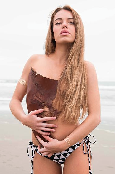 Female model photo shoot of lara mansfeld in santa cruz