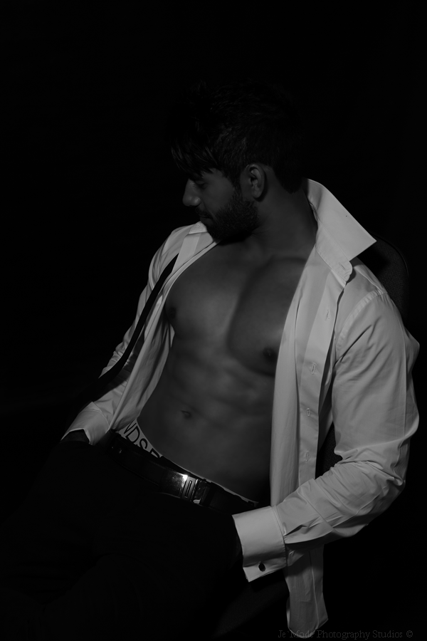Male model photo shoot of ArunK