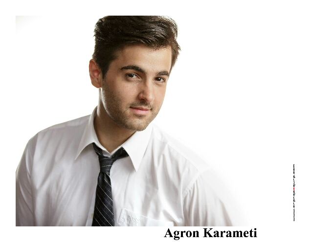 Male model photo shoot of Akarameti
