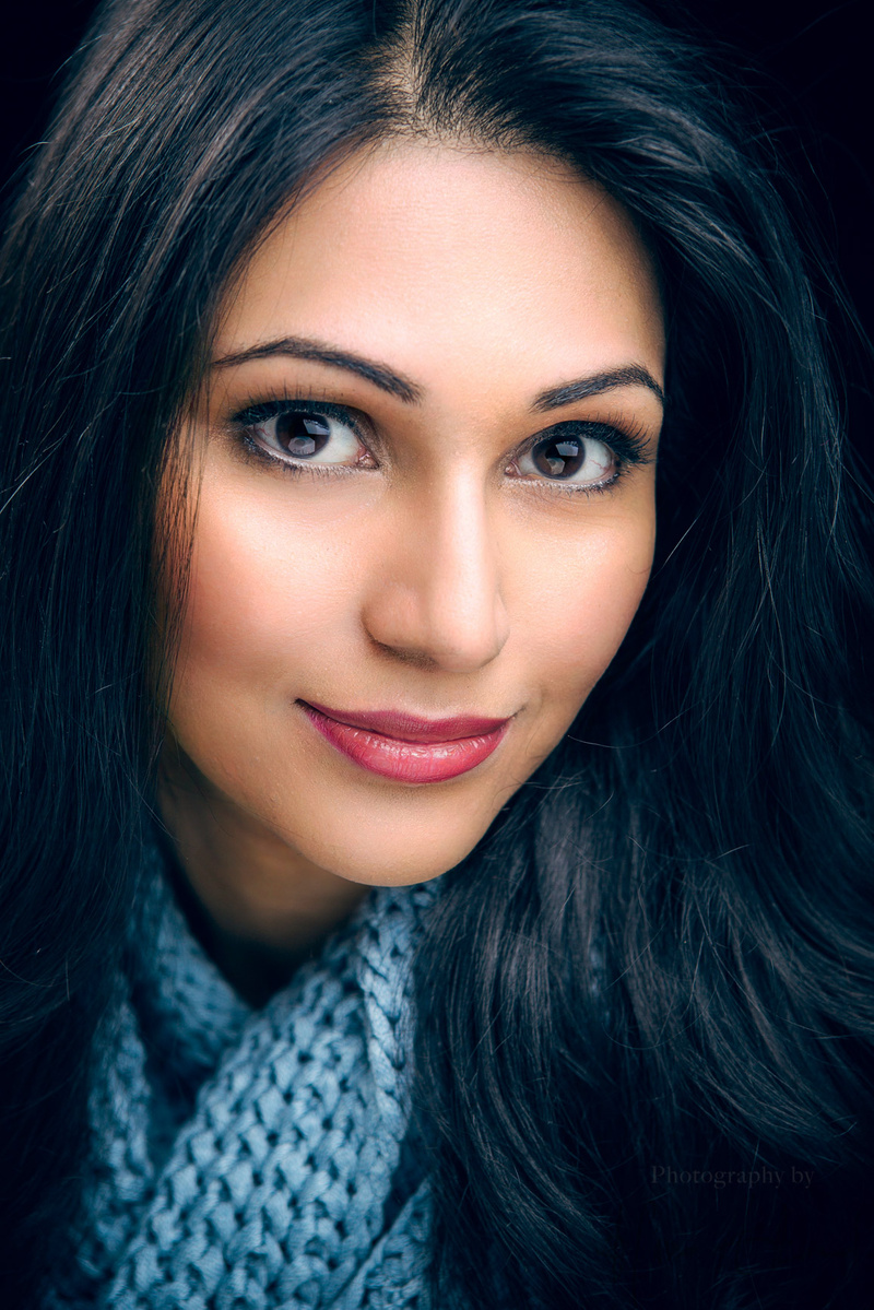Female model photo shoot of Hira Akmal