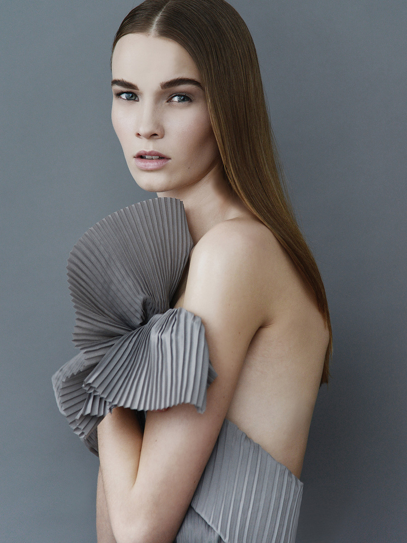 Female model photo shoot of Lace Maralit