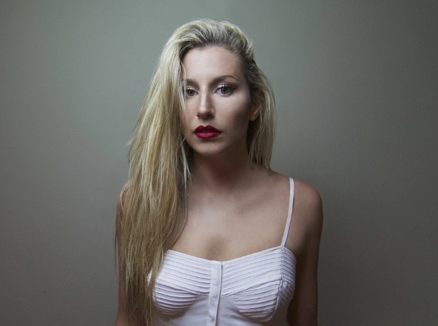 Female model photo shoot of Larissa V Bell