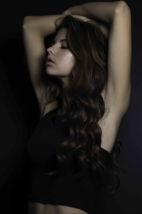 Female model photo shoot of elenasetareh