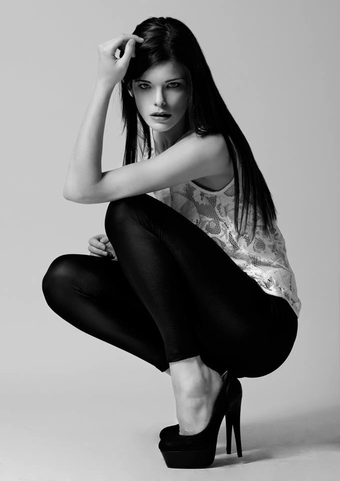 Female model photo shoot of Ninon  in Lyon