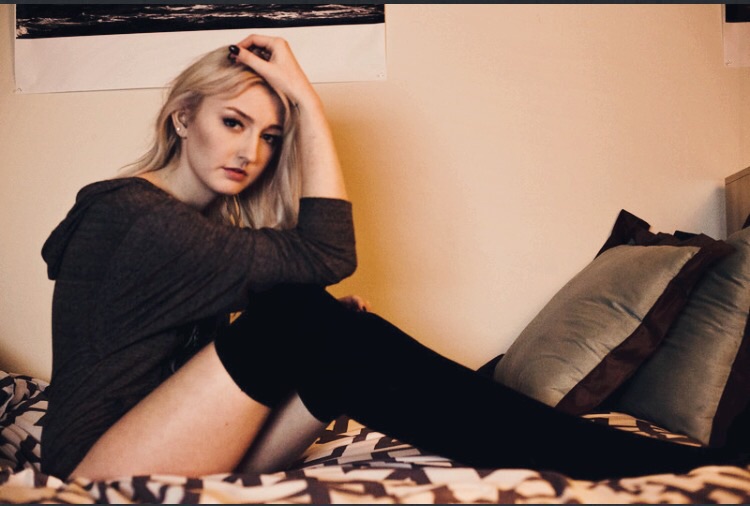 Female model photo shoot of ElizabethKris