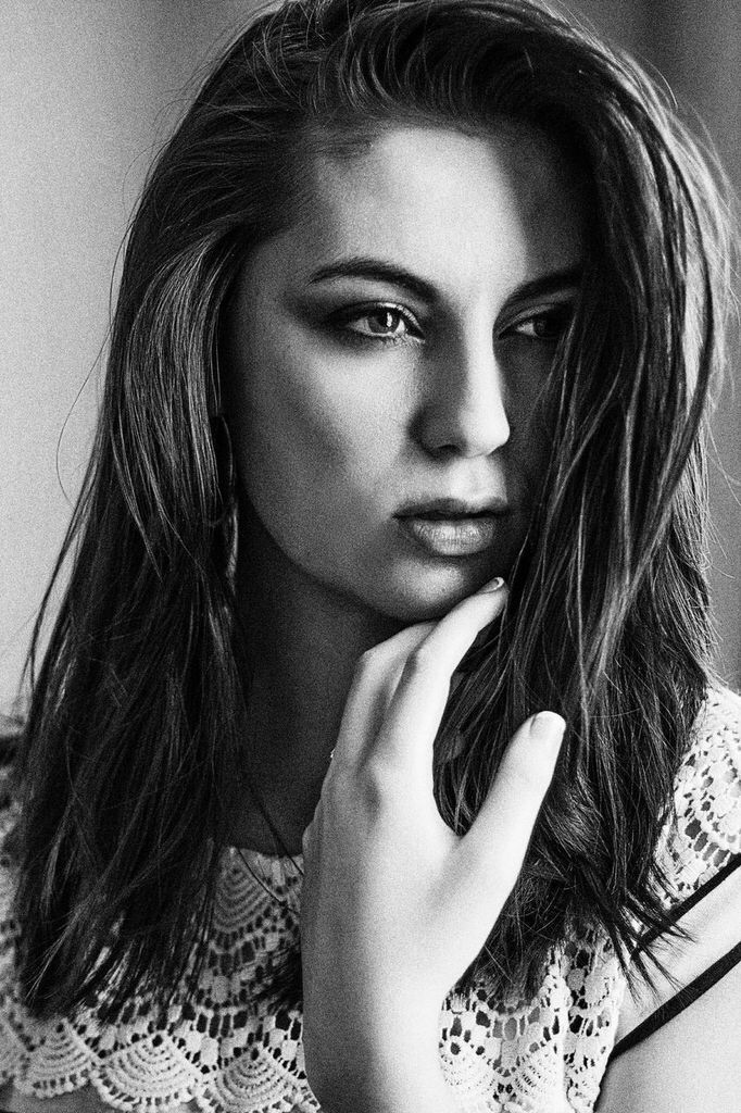 Female model photo shoot of Leila Astanova in Milwaukee
