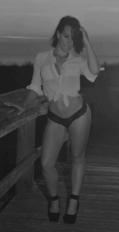 Female model photo shoot of AuroraMarie in Amelia Island