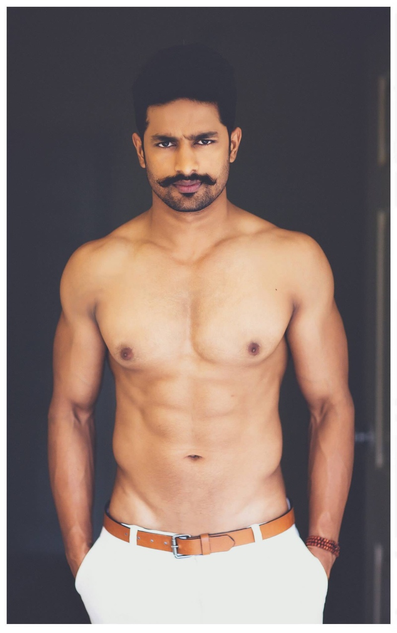 Male model photo shoot of upen in India