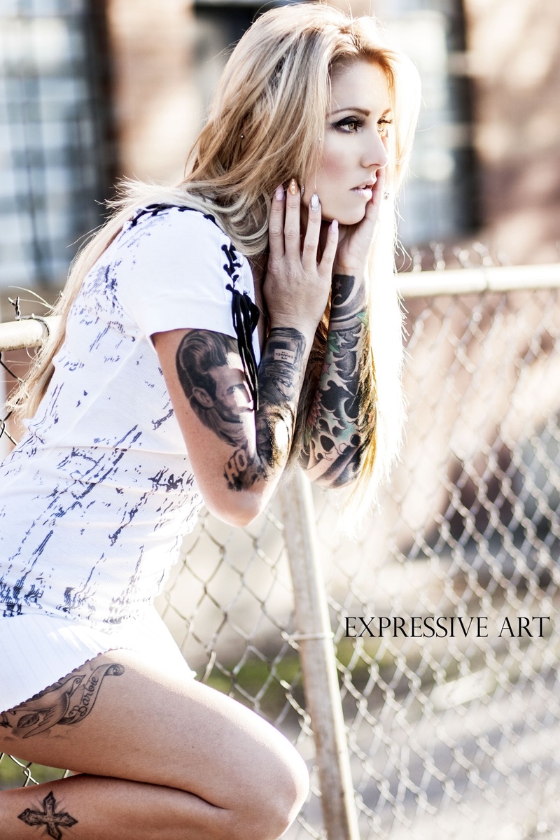Female model photo shoot of Ashley Marie27 in Deep Ellum, Texas