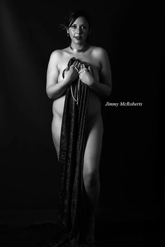 Female model photo shoot of Cinnamongrl by Jimmy McRoberts in Indiana