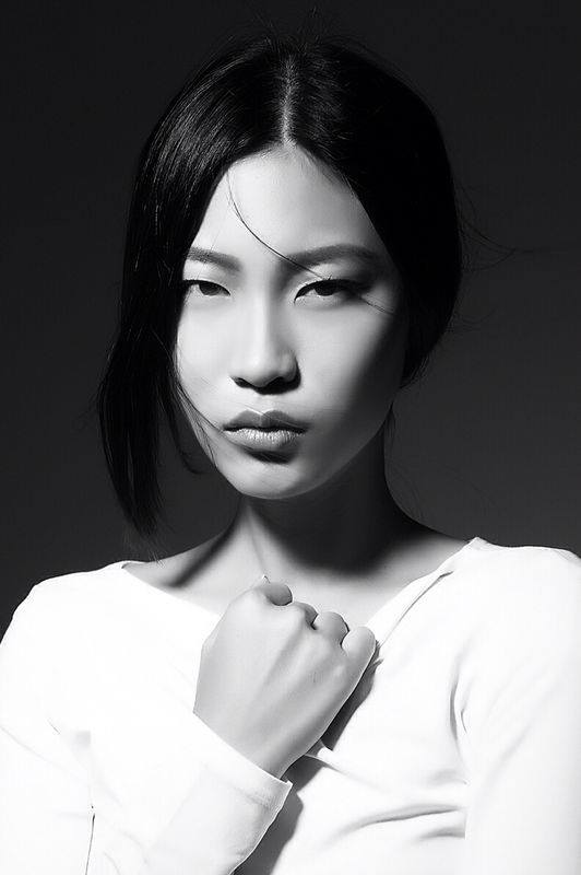 Female model photo shoot of patricia gouw