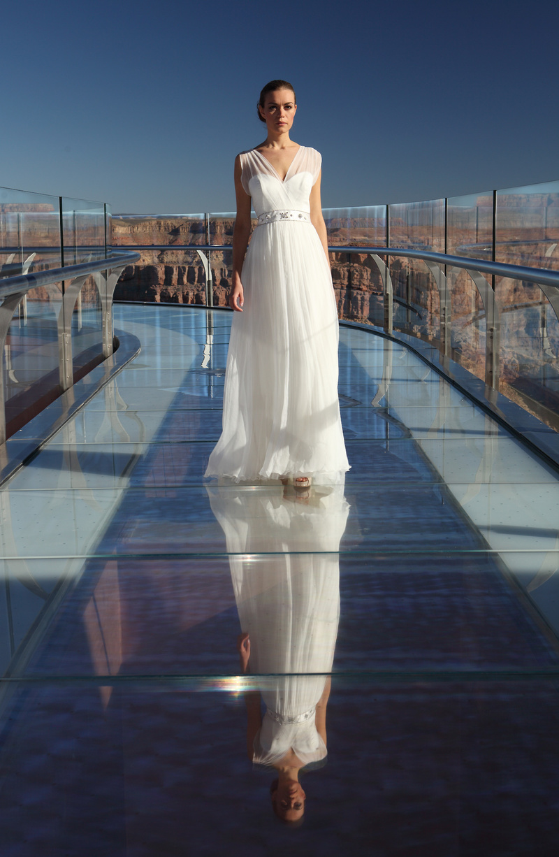 Female model photo shoot of a218 in Grand Canyon Skywalk