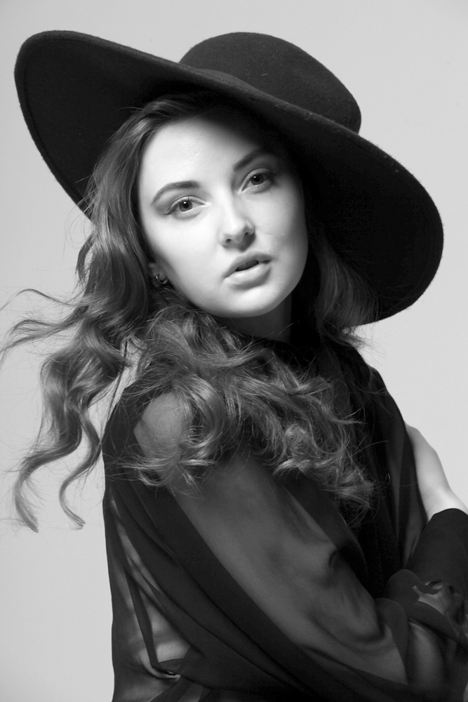 Female model photo shoot of Natalia GM
