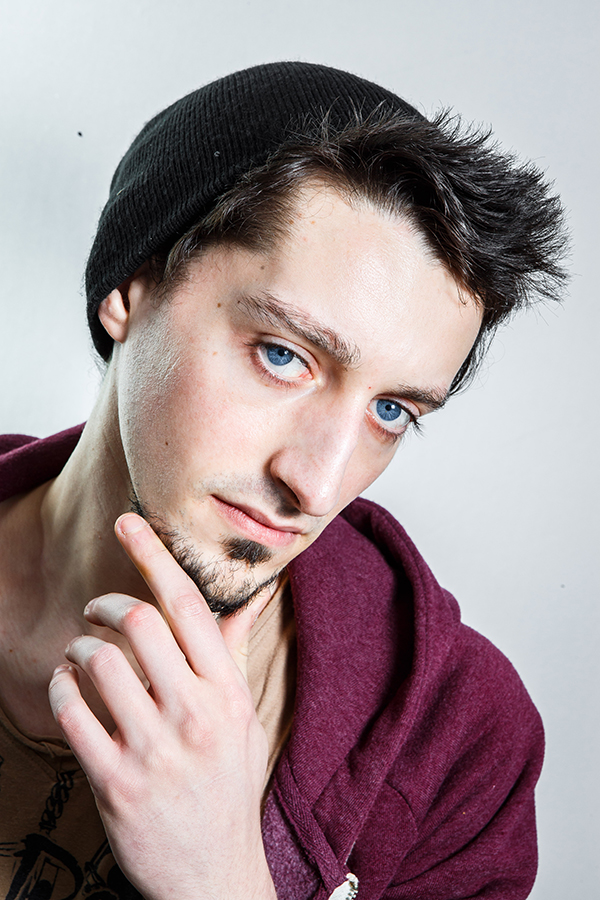 Male model photo shoot of Daniel Stone