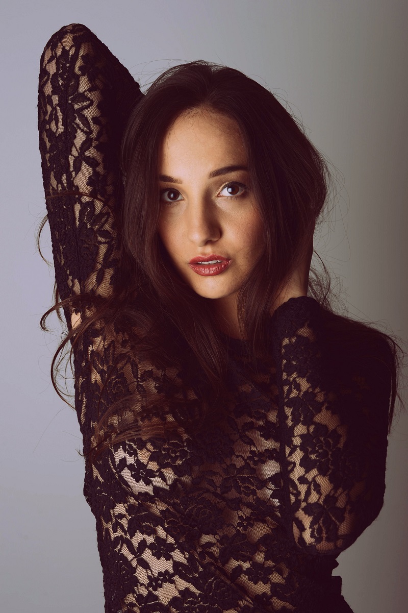 Female model photo shoot of Kayla Tabag