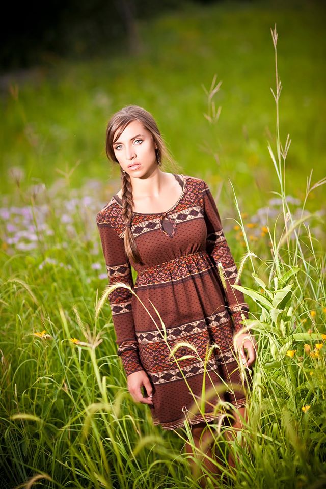 Female model photo shoot of ChellyRae in Burnsville. Minnesota