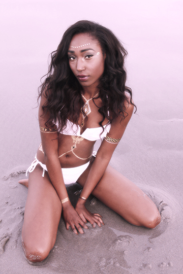 Female model photo shoot of photosbyjackietaylor in Del Ray Beach