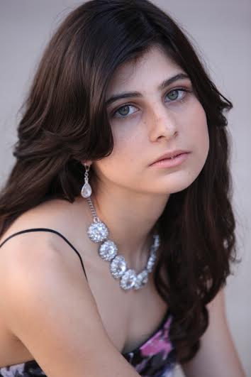 Female model photo shoot of Victoria Kramer in Dallas