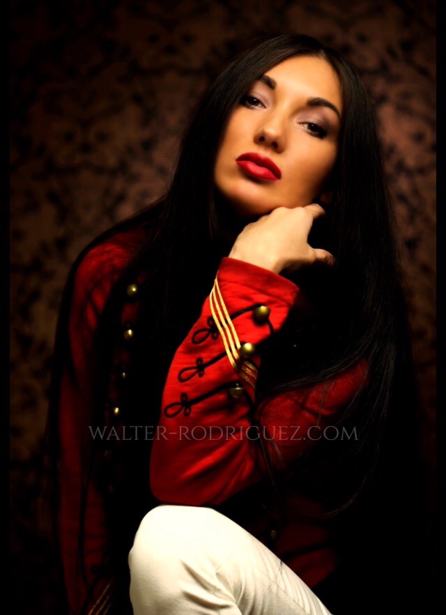 Female model photo shoot of Mariya Petrova