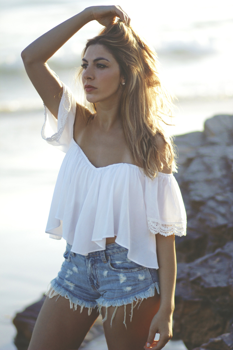 Female model photo shoot of Danielle Cee in Newport Beach, CA