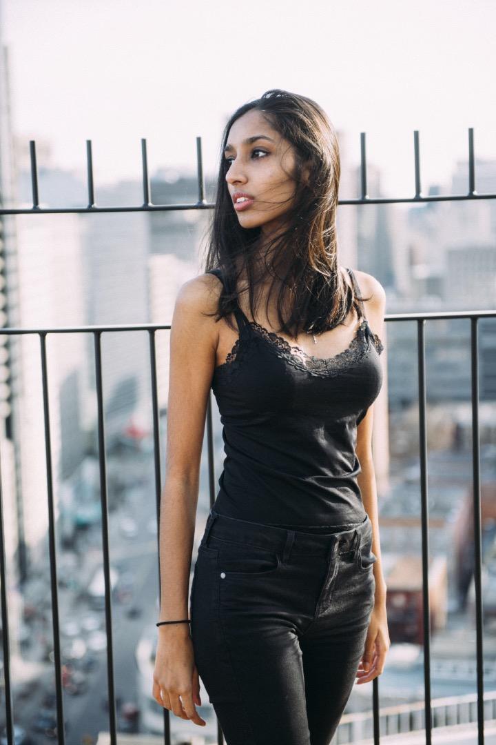 Female model photo shoot of mandysingh13 by FREMFI