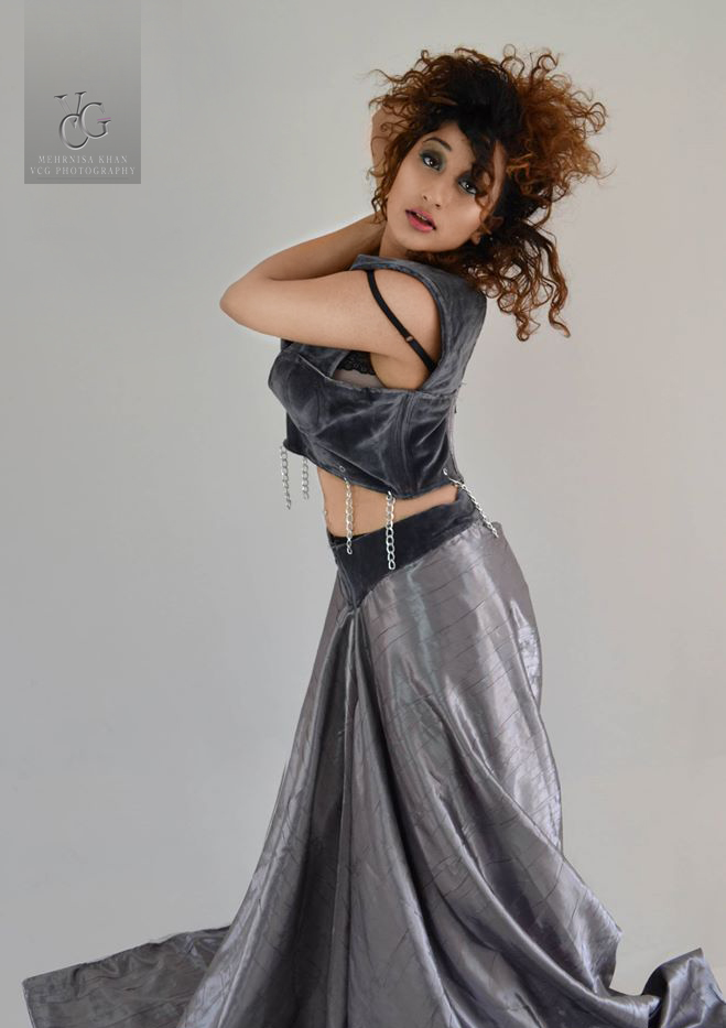 Female model photo shoot of Mensa Khan in West Midlands