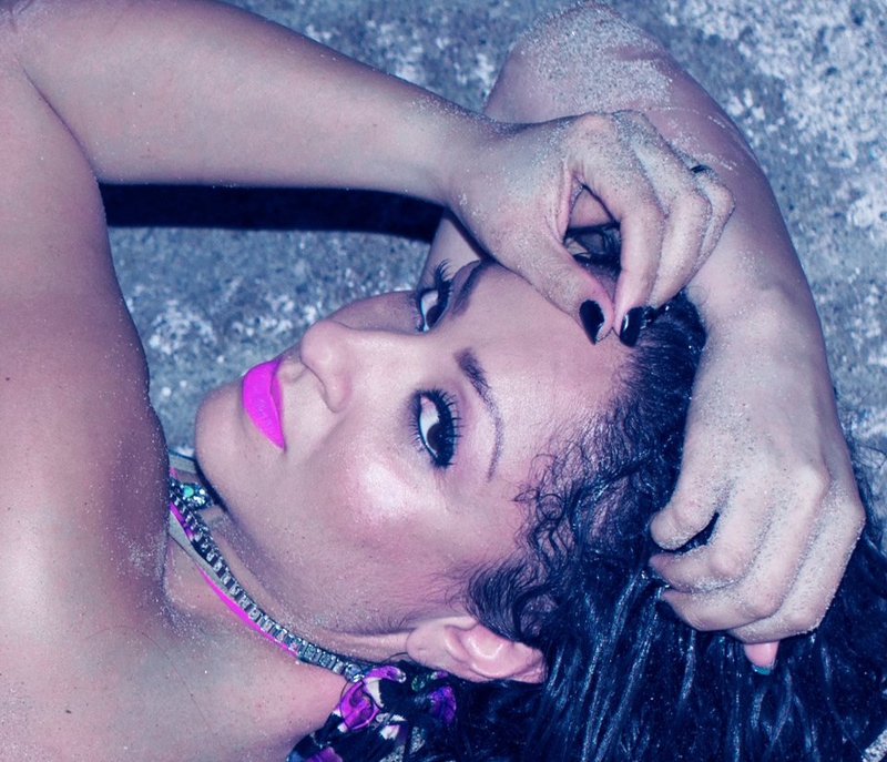 Female model photo shoot of Candi Piece in Laguna Beach