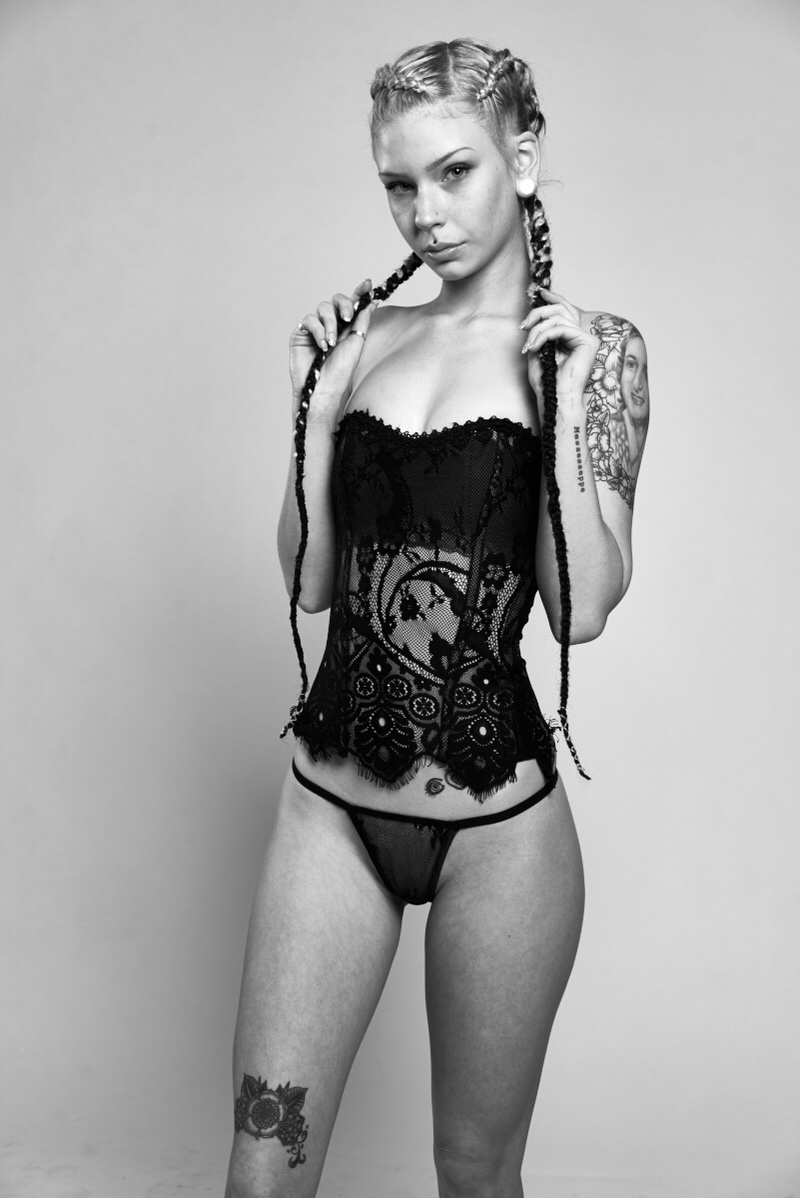 Female model photo shoot of CaelaRae by AF Photography