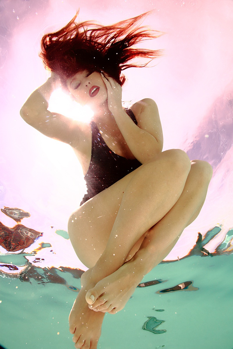 Female model photo shoot of       Melissa Jean in underwater!