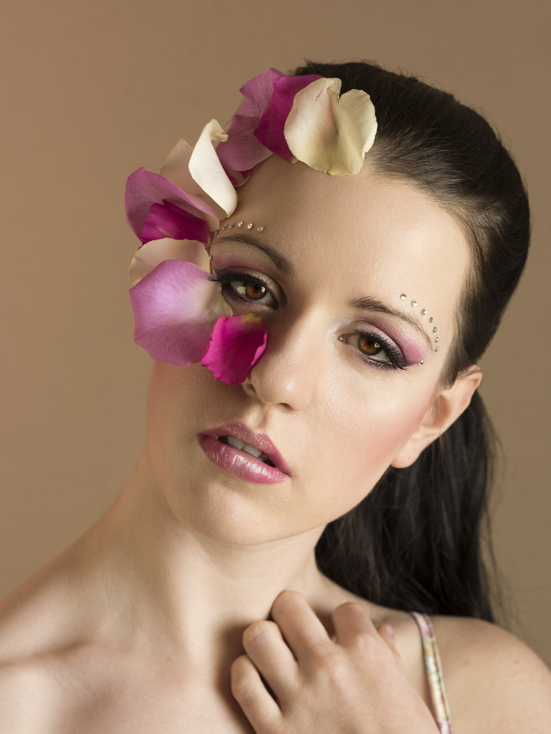 Female model photo shoot of Soria