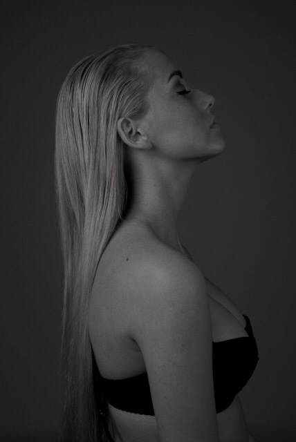 Female model photo shoot of Chloenetherton