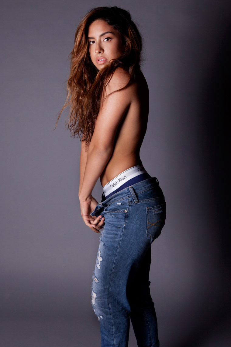 Female model photo shoot of Emagen Photography and Megan Kenealy in Emagen Studios