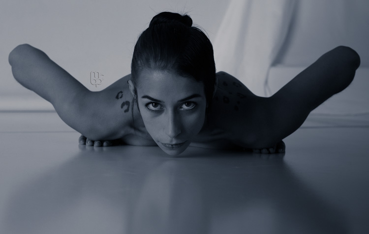 Female model photo shoot of Mynxx by XP101 in Studio Jazz