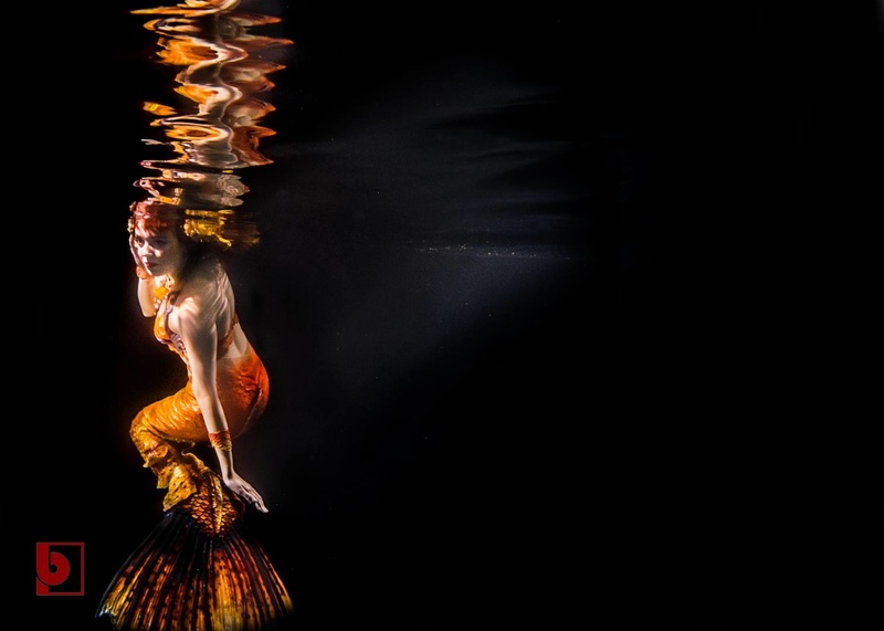 Female model photo shoot of Raina Mermaid