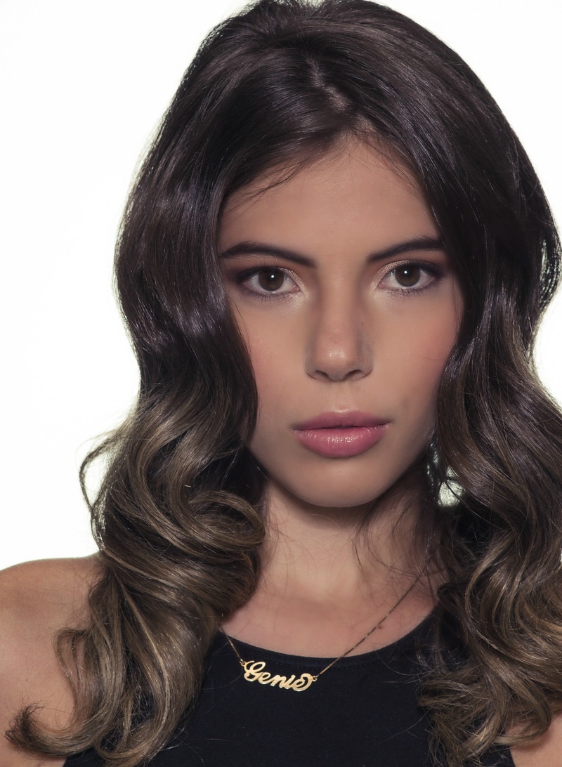 Female model photo shoot of Paola Mua