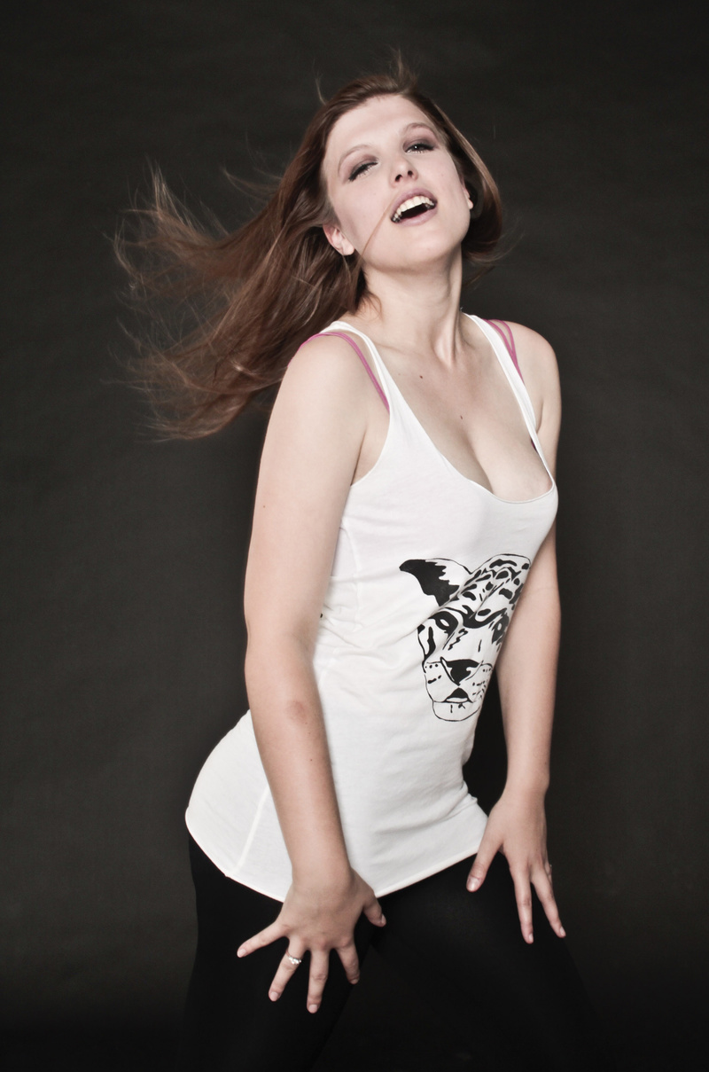 Female model photo shoot of Aura Ravelo