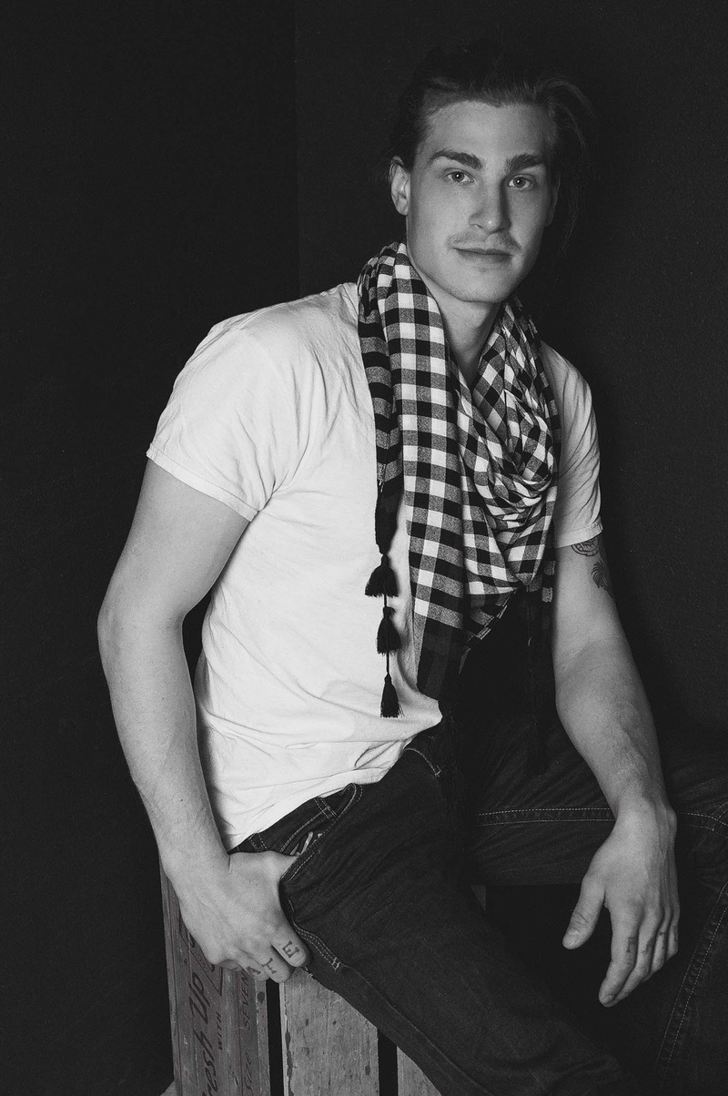 Male model photo shoot of AndrewStiller