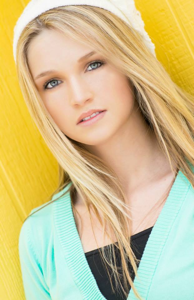 Female model photo shoot of Sydney Olson by Kelly Sedivec-Ealy