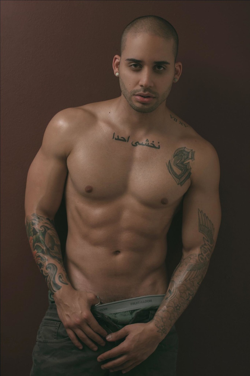 Male model photo shoot of Emilio Diaz