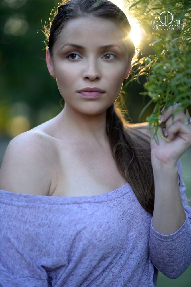 Female model photo shoot of Jessica Blevins