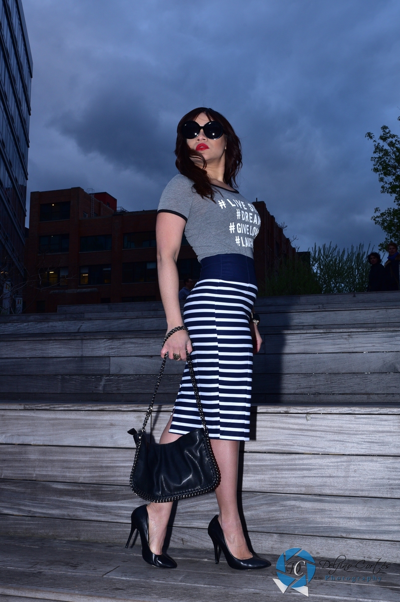 Female model photo shoot of melissagonell in high line park