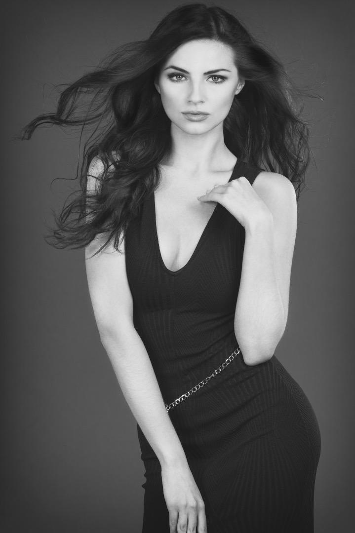 Female model photo shoot of Eugenia-Jen