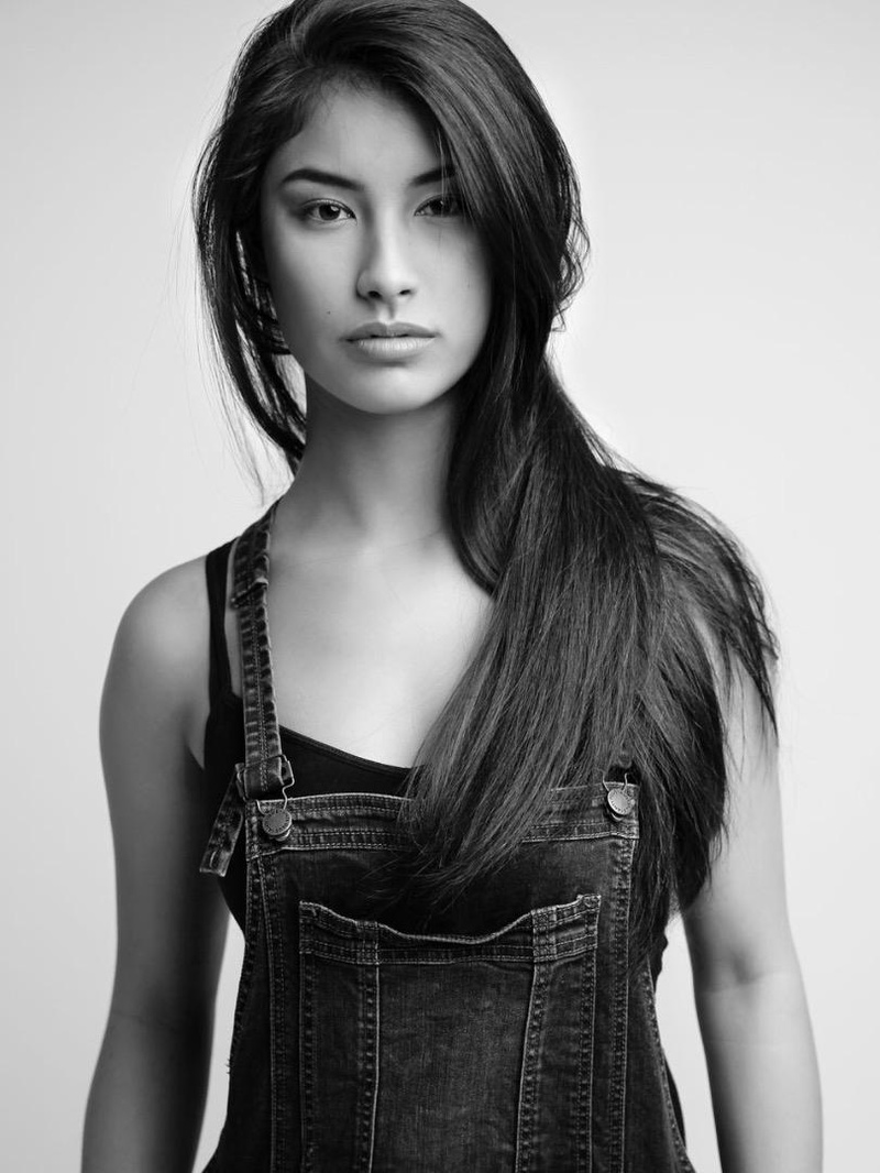 Female model photo shoot of Kendra Ho