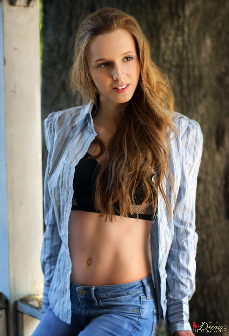 Female model photo shoot of AshleyJade by Raw Dreams Photography