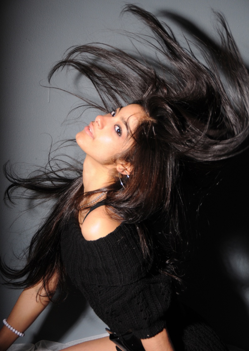 Female model photo shoot of Aileen Cardona